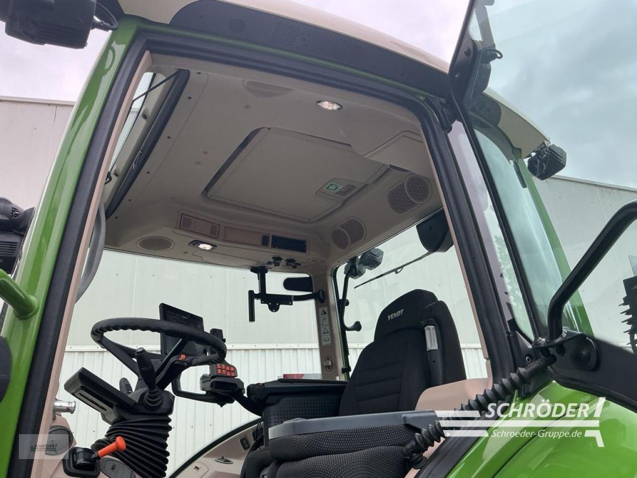Traktor του τύπου Fendt 724 GEN6 PROFI PLUS | CARGO 5X/85 DW, Gebrauchtmaschine σε Friedland (Φωτογραφία 22)